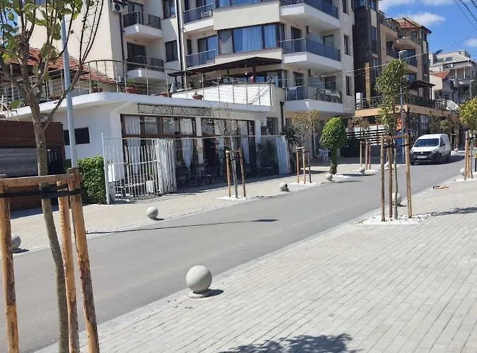 иванови сарафово Apartment *